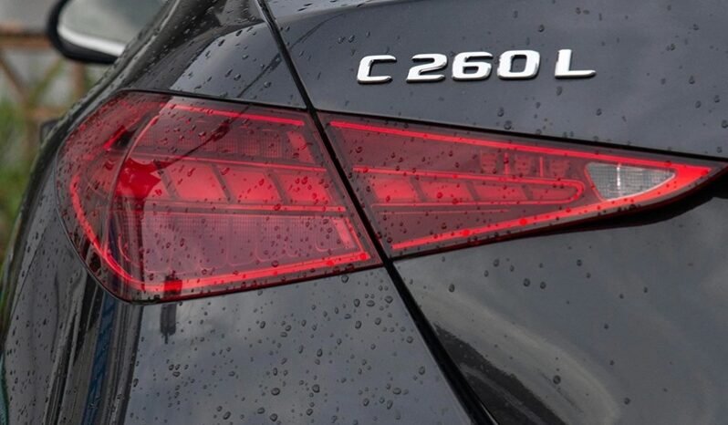 
								MERCEDES BENZ C260 L-SPORTS full									