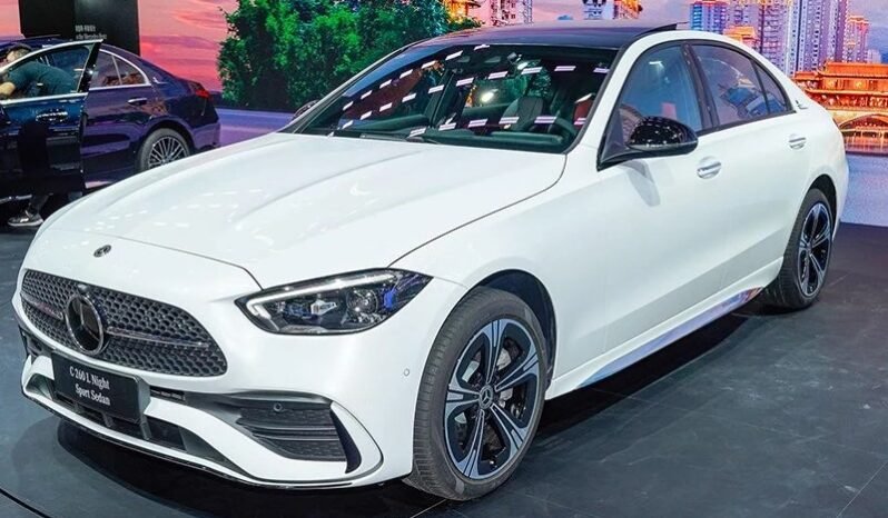 
								MERCEDES BENZ C260 L-SPORTS full									