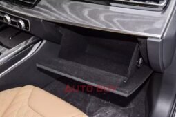 
										Hongqi HS5 full									