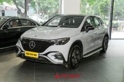 Mercedes Benz EQE SUV