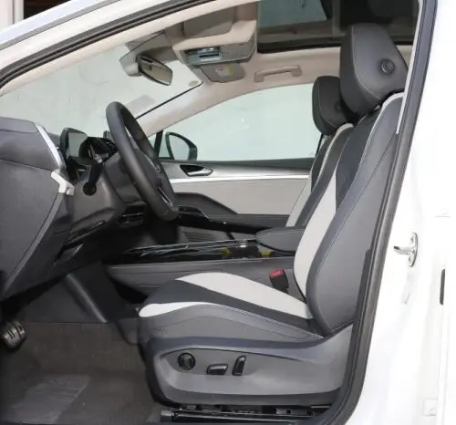 
								Volkswagen ID.6 CROZZ full									