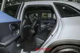 
										Mercedes Benz EQE SUV full									