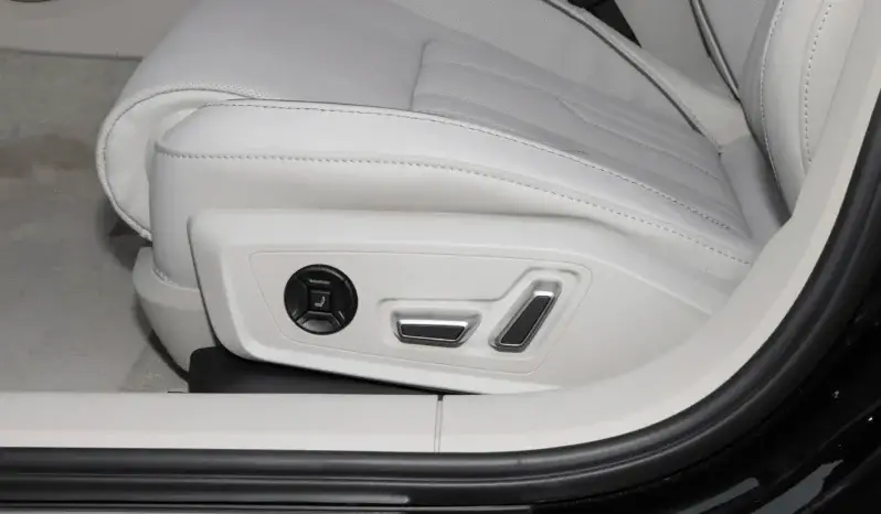 
								Audi A6L full									