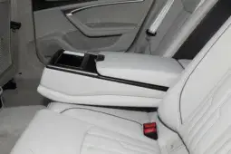
										Audi A6L full									