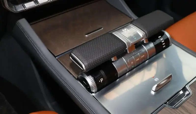 
								M-Hero 917 EV 2023 full									