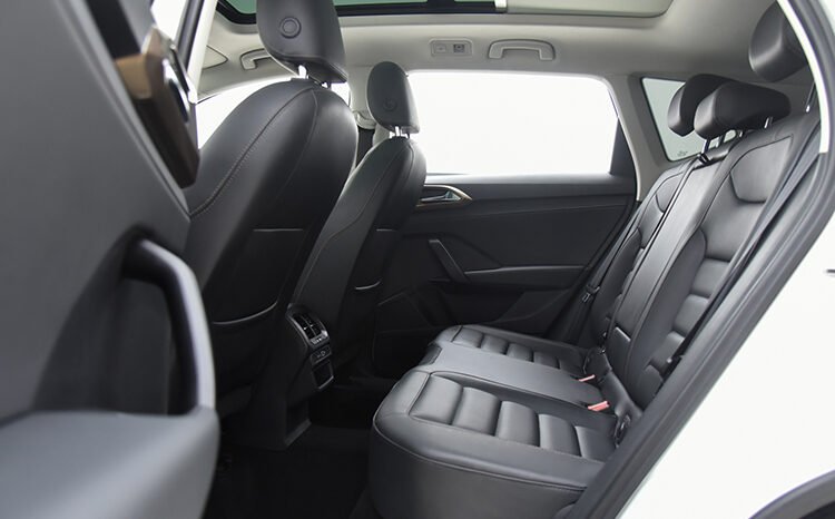 
								Volkswagen Tharu 2020 full									