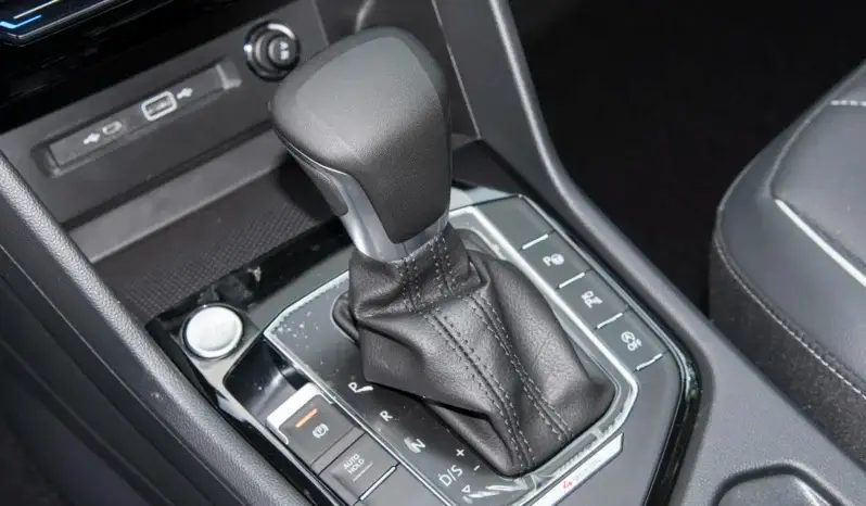 
								Volkswagen Tiguan L 2023 full									