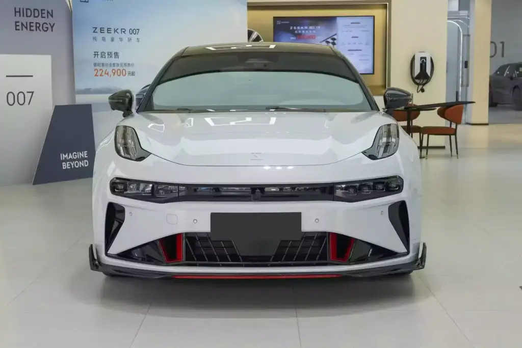 ZEEKR 001