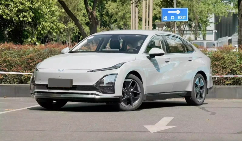 
								Wuling Xingguang EV full									